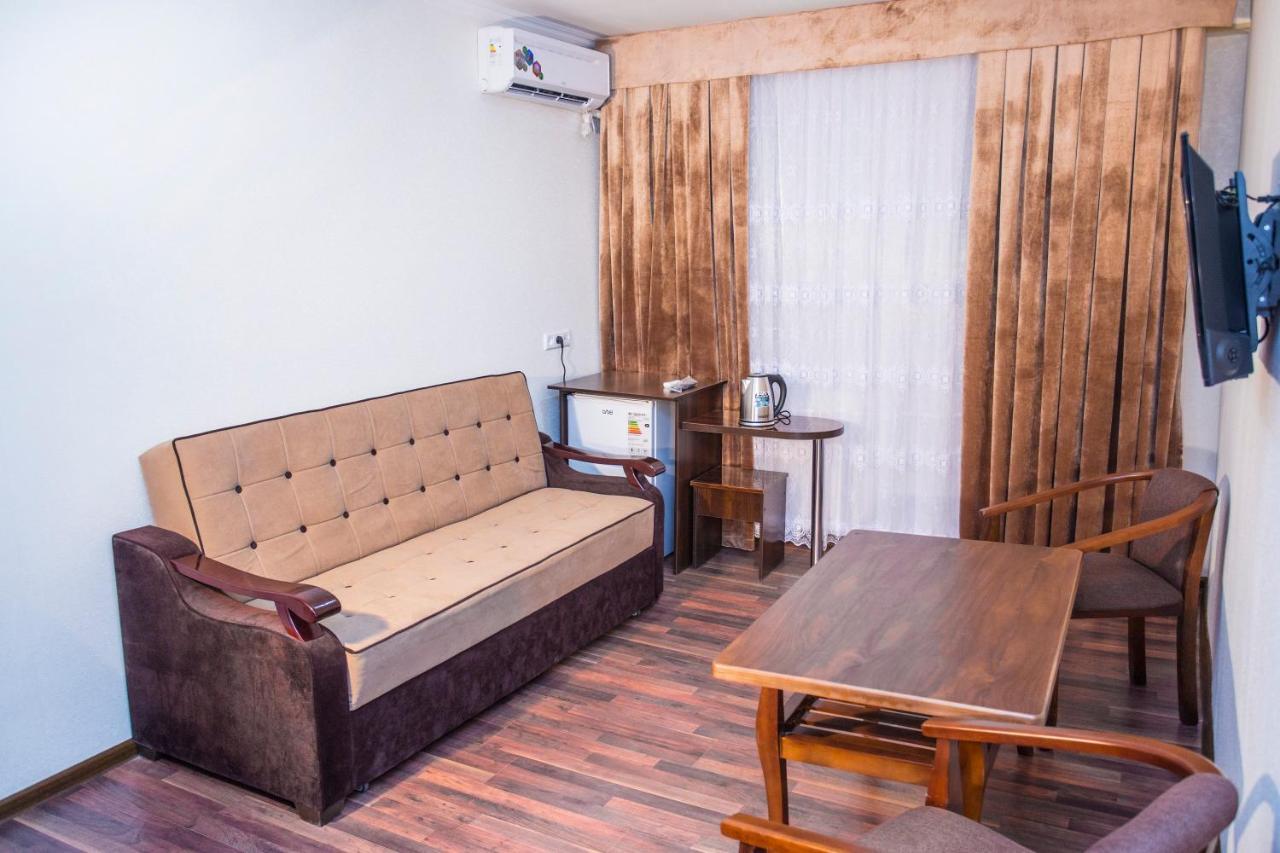 Reikartz Surxon Termez Hotel Kültér fotó